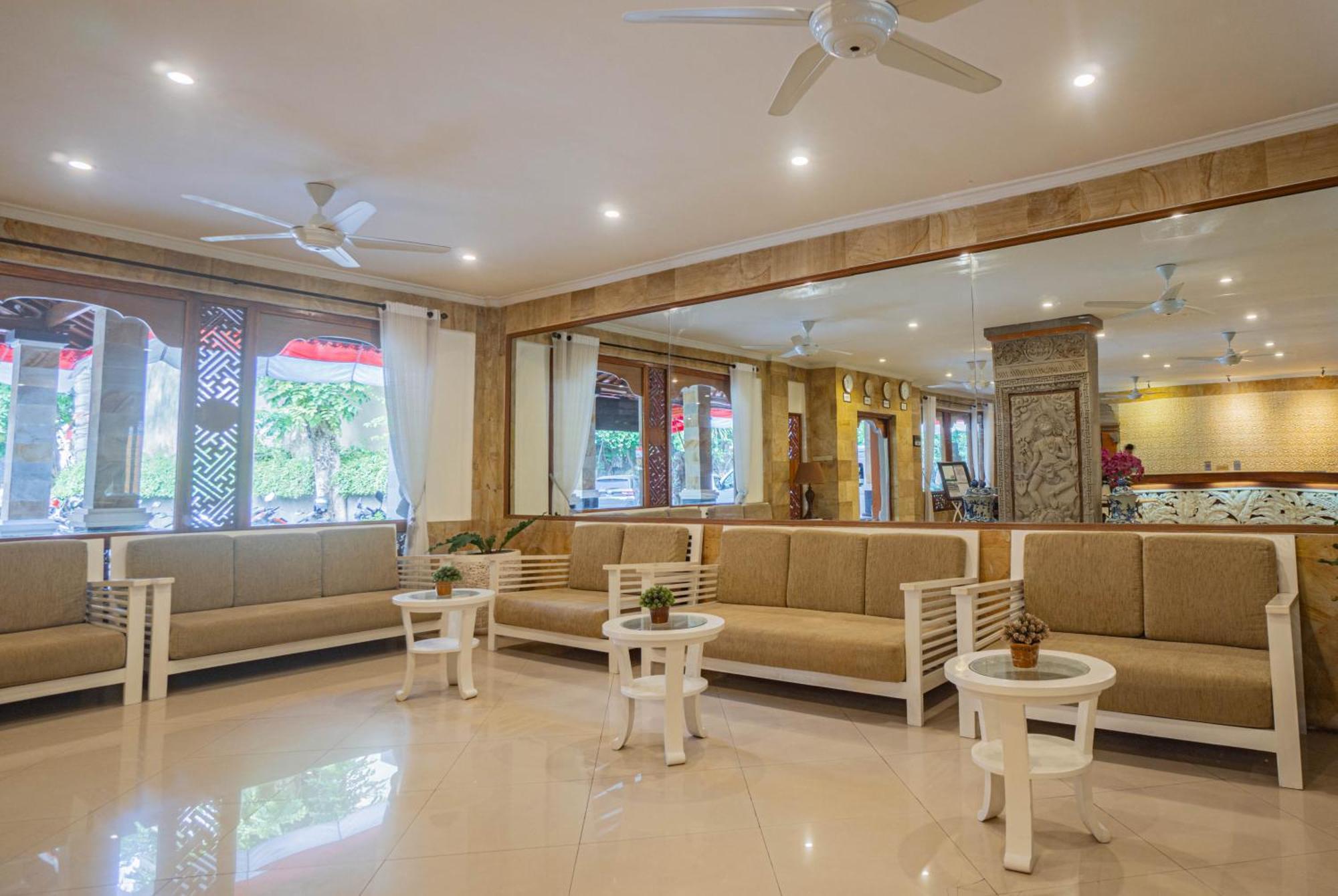 Wina Holiday Villa Кута Екстериор снимка