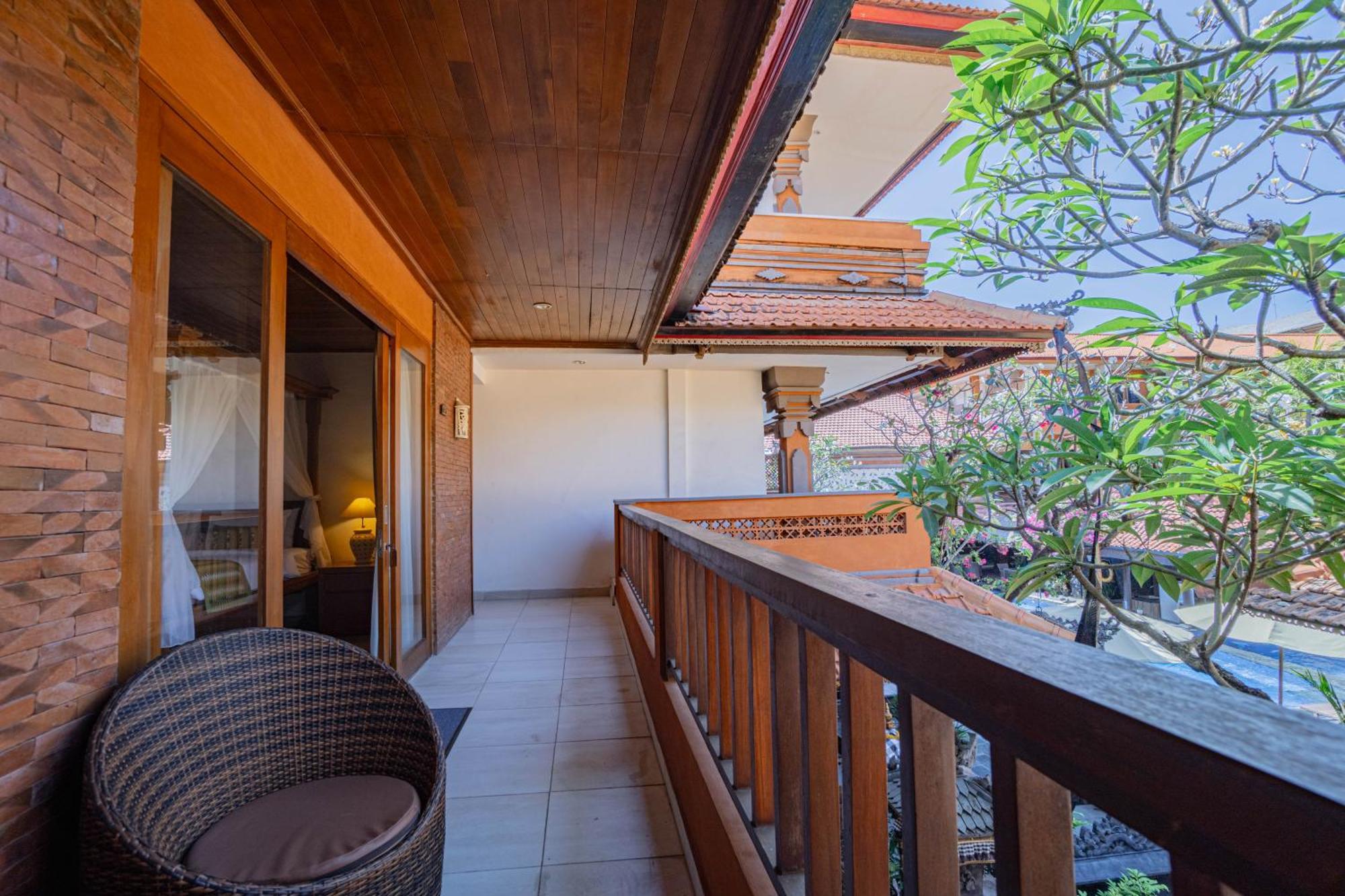 Wina Holiday Villa Кута Екстериор снимка