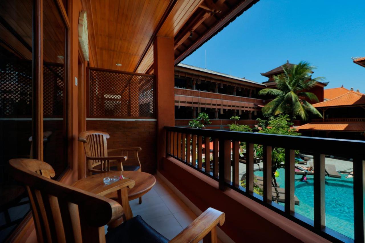 Wina Holiday Villa Кута Екстериор снимка